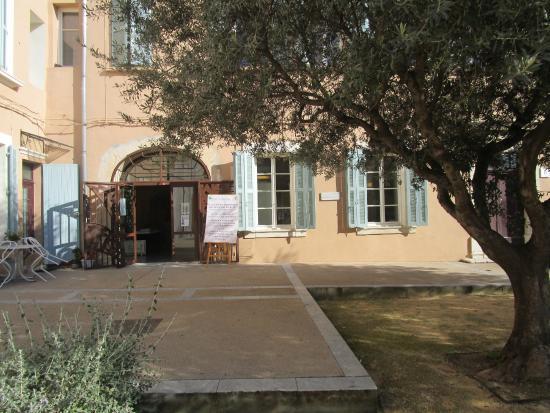 le jardin du Couvent des Observantins