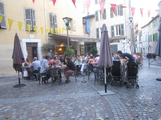 Le Cafe du Coin