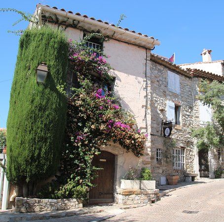 il Borgo Medievale di Le Castellet