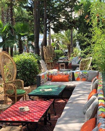 Villa Djunah Restaurant