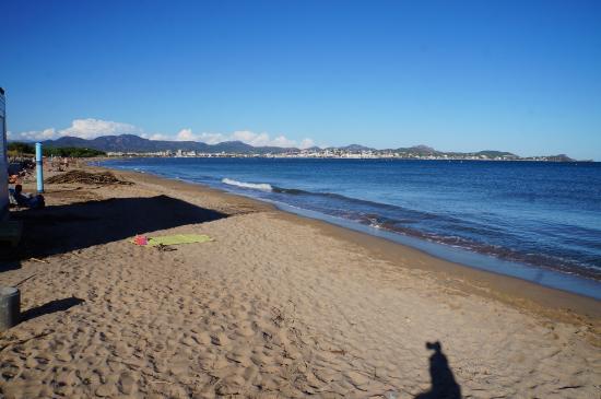 Esclamandes Beach