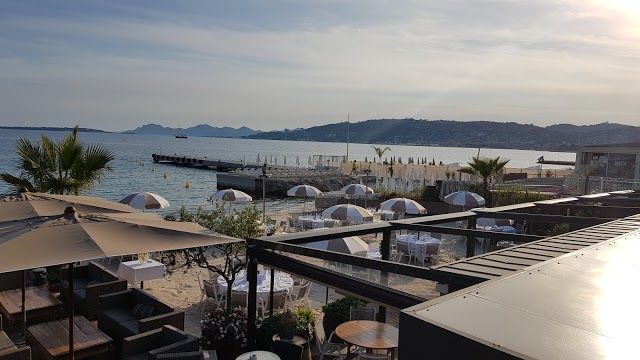 Plage de la Jetee